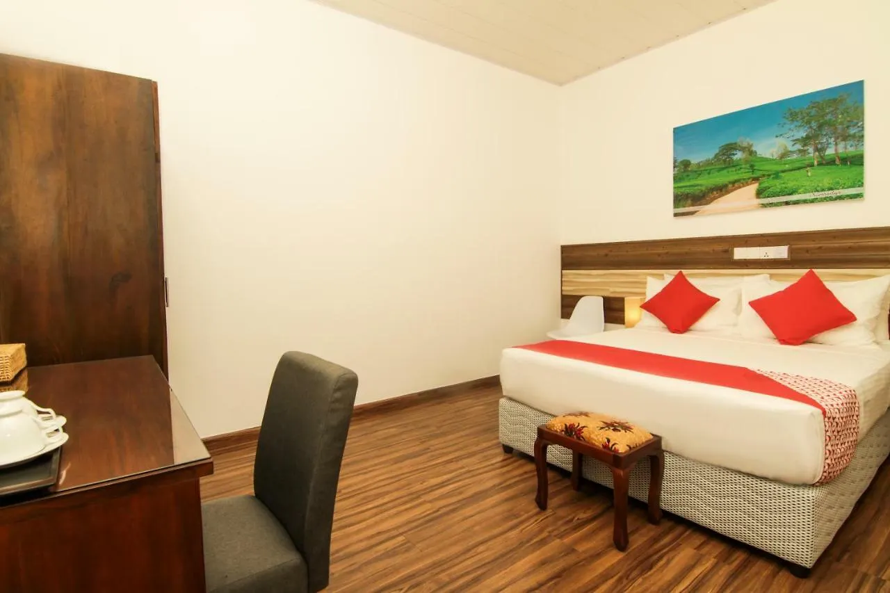 Clove Transit Hotel Kotugoda Sri Lanka